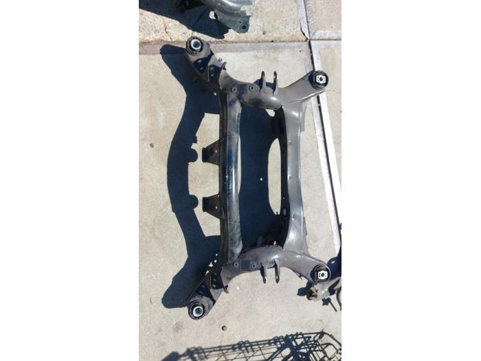 Used Subframe BMW 3 serie (G20) 320i 2.0 TwinPower Turbo 16V Price € 157,50 Margin scheme offered by Autodemontagebedrijf van Boxtel