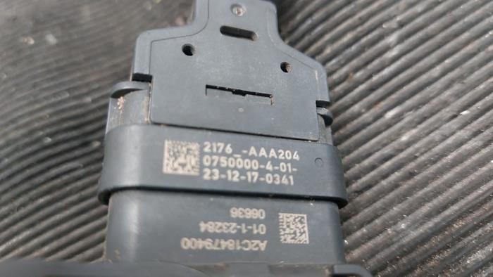 Lambda probe from a Ford Transit Custom 2.0 TDCi 16V Eco Blue 105 2022