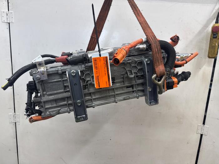 Używane Ladowarka pokladowa Renault Megane E-Tech (RCB) 60 kWh Cena € 945,00 Procedura marży oferowane przez Autodemontagebedrijf van Boxtel