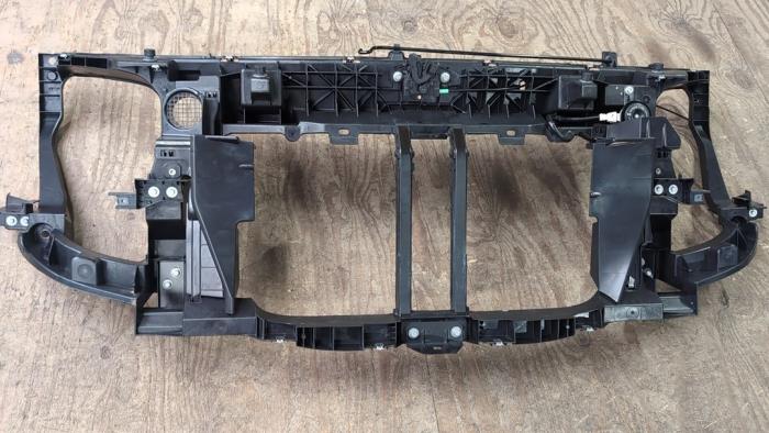 Begagnade Front Renault Master III (FV) ZE 52 kWh Pris € 105,00 Marginaltabell erbjuds av Autodemontagebedrijf van Boxtel