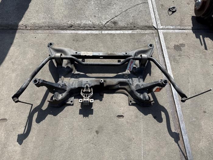 Used Subframe Mercedes Sprinter 3t (910.6) 214 CDI 2.1 D FWD Price € 315,00 Margin scheme offered by Autodemontagebedrijf van Boxtel