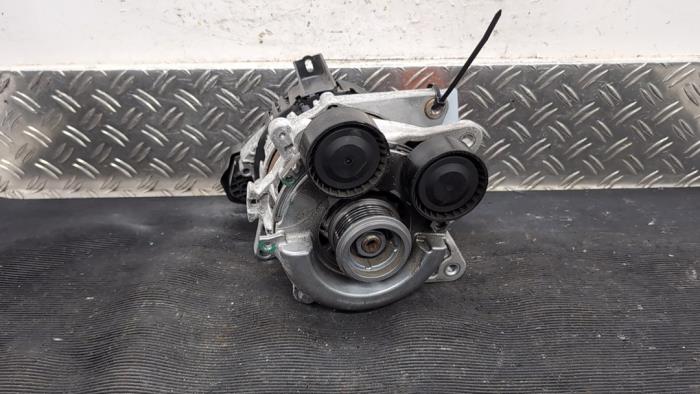 Dynamo van een Renault Austral 1.3 Mild Hybrid 160 2022