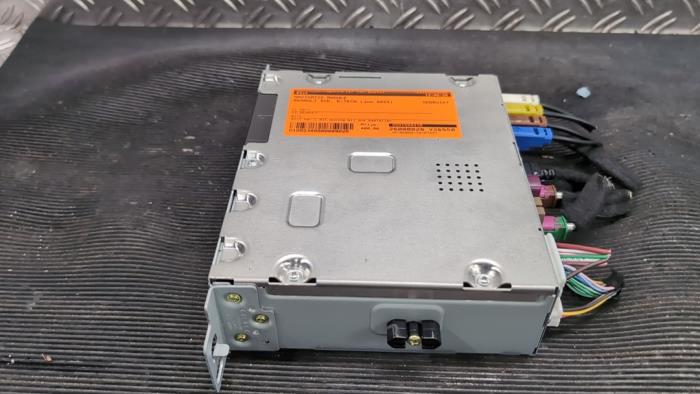 Usagé Module navigation Renault Scenic E-Tech Electric (RCB) EV87 Prix € 420,00 Règlement à la marge proposé par Autodemontagebedrijf van Boxtel