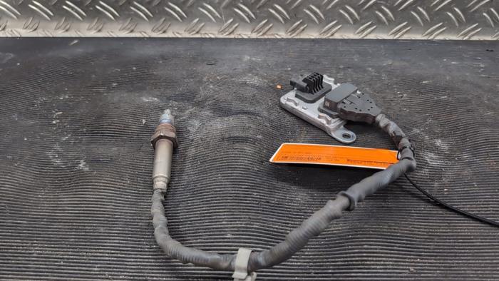 Begagnade NOx-sensor Mercedes Sprinter 3,5t (906.73) 319 CDI V6 24V 4x4 Pris € 105,00 Marginaltabell erbjuds av Autodemontagebedrijf van Boxtel