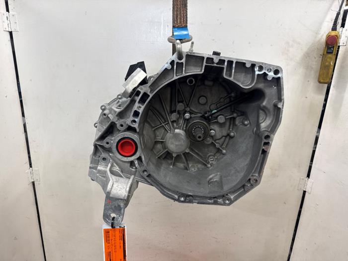 Used Gearbox Renault Austral 1.3 Mild Hybrid 160 Price € 735,00 Margin scheme offered by Autodemontagebedrijf van Boxtel