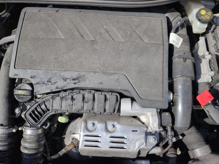 Engine Peugeot 208 II (UB/UH/UP), 2019 1.2 Vti 12V PureTech 130, Hatchback, 4-dr, Petrol, 1.199cc, 96kW (131pk), FWD, EB2ADTS; HNS, 2019-06, UPHNS (Used)
