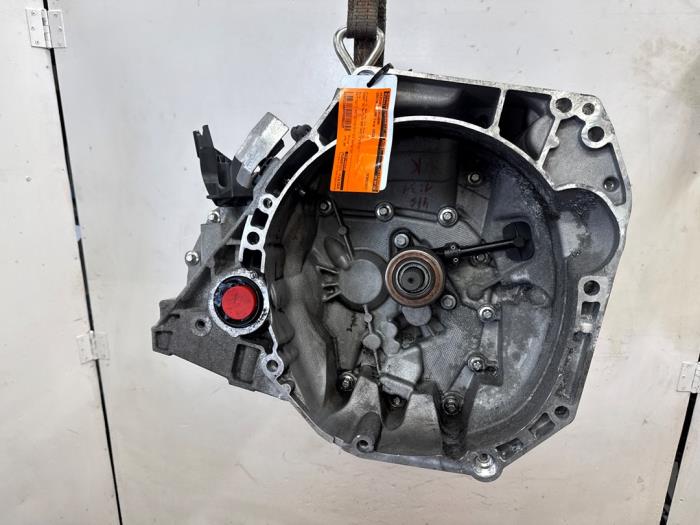 Usagé Boîte de vitesse Dacia Logan MCV II/III/Sandero Wagon 0.9 TCE 12V LPG Prix € 183,75 Règlement à la marge proposé par Autodemontagebedrijf van Boxtel