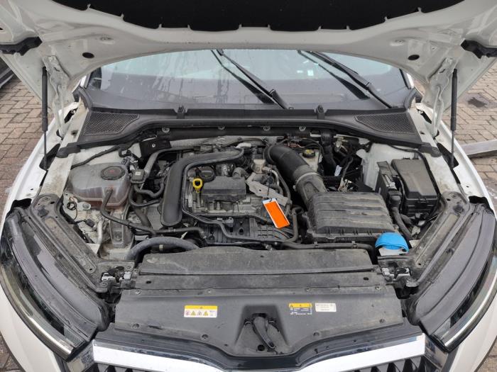 Używane Przód kompletny Skoda Octavia Combi (NXAC) 1.5 TSI e-TEC 16V Cena € 4.200,00 Procedura marży oferowane przez Autodemontagebedrijf van Boxtel