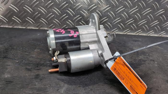 Begagnade Startmotor Dacia Jogger 1.0 TCe 110 12V Pris € 21,00 Marginaltabell erbjuds av Autodemontagebedrijf van Boxtel