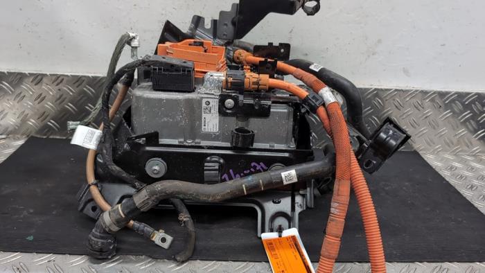 Usados DC/CD convertidor BMW 3 serie (F30) 330e Precio € 1.575,00 Norma de margen ofrecido por Autodemontagebedrijf van Boxtel
