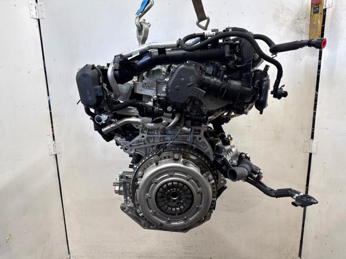 Used Engine Dacia Duster (DJF) 1.2 TCE 130 12V Mild Hybrid 4x2 Price € 3.150,00 Margin scheme offered by Autodemontagebedrijf van Boxtel