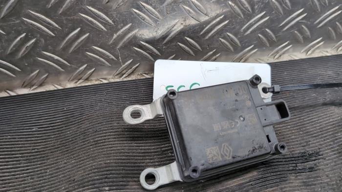 Gebrauchte ACC Sensor (Entfernung) Renault Master IV 2.0 Blue dCi 130 Preis € 283,50 Margenregelung angeboten von Autodemontagebedrijf van Boxtel