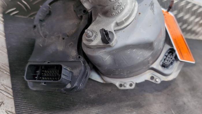 Bromsservo från en Volvo XC40 (XZ) 1.5 T4 Plug-in Hybrid 12V 2020