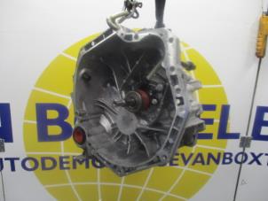 Usagé Boîte de vitesse Renault Megane Prix sur demande proposé par Autodemontagebedrijf van Boxtel