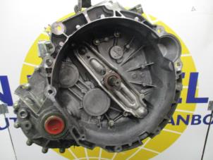 Used Gearbox Mini Cooper S Price on request offered by Autodemontagebedrijf van Boxtel