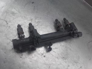 Used Fuel injector nozzle Skoda Fabia (6Y2) 1.4i Price on request offered by Akkie Stomphorst Autodemontage