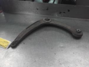 Used Front wishbone, left Citroen C4 Berline (LC) 1.6 16V Price on request offered by Akkie Stomphorst Autodemontage