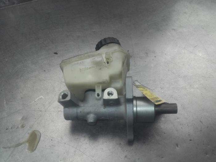 Master cylinder from a BMW 3 serie Touring (E46/3) 318i 2000