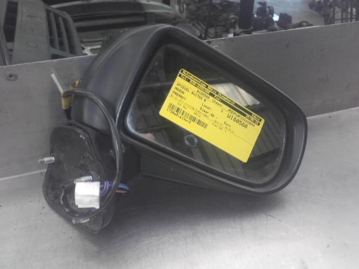 Wing mirror, right from a Mazda Premacy 1.8 16V 2003