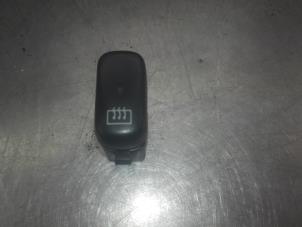 Used Rear window heating switch Mercedes Sprinter Price on request offered by Akkie Stomphorst Autodemontage