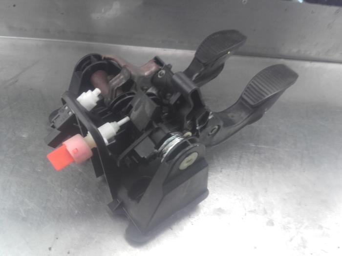 Set of pedals from a Ford Ka II 1.2 2009