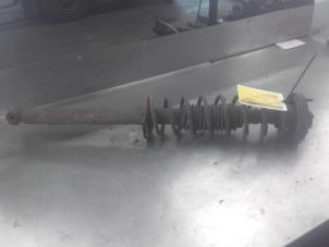 Used Rear shock absorber rod, left Renault Twingo (C06) 1.2 Price on request offered by Akkie Stomphorst Autodemontage