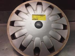 Used Wheel cover (spare) Ford Mondeo III Wagon 1.8 16V Price on request offered by Akkie Stomphorst Autodemontage