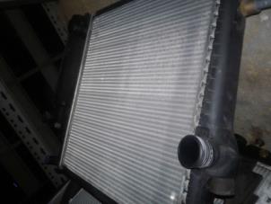 Used Radiator BMW 3 serie (E36/4) 318iS 1.9 16V Price on request offered by Akkie Stomphorst Autodemontage