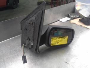 Used Wing mirror, right Ford Fiesta 5 (JD/JH) 1.4 TDCi Price on request offered by Akkie Stomphorst Autodemontage