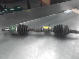 Used Front drive shaft, left Mazda Premacy 1.8 16V Exclusive HP Price on request offered by Akkie Stomphorst Autodemontage