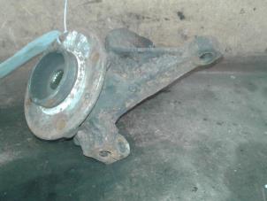 Used Knuckle, front left Peugeot 205 II (20A/C) 1.4 Price on request offered by Akkie Stomphorst Autodemontage