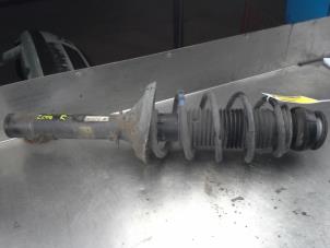 Used Front shock absorber, right Audi A3 (8L1) 1.6 Price on request offered by Akkie Stomphorst Autodemontage