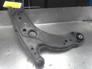 Used Front wishbone, left Audi A3 (8L1) 1.6 Price on request offered by Akkie Stomphorst Autodemontage