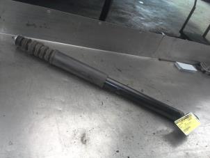 Used Rear shock absorber, right Dacia Sandero I (BS) 1.4 Price on request offered by Akkie Stomphorst Autodemontage