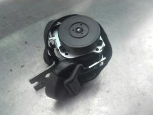 Usagé Ceinture de sécurité arrière gauche Ford Fusion 1.4 16V Prix sur demande proposé par Akkie Stomphorst Autodemontage