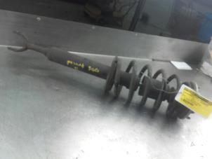 Used Front shock absorber rod, right Volkswagen Passat Variant (3B6) 2.0 Price on request offered by Akkie Stomphorst Autodemontage