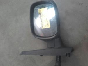 Used Wing mirror, right Renault Kangoo Express (FC) 1.9 D 65 Price on request offered by Akkie Stomphorst Autodemontage