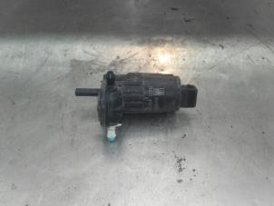Used Windscreen washer pump Opel Corsa D 1.3 CDTi 16V ecoFLEX Price on request offered by Akkie Stomphorst Autodemontage