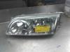 Headlight, left from a Hyundai H-1/H-200, 1997 / 2008 2.5 Tdi, Delivery, Diesel, 2.476cc, 73kW (99pk), RWD, D4BH, 2000-03 / 2006-10, WVH7H 2003