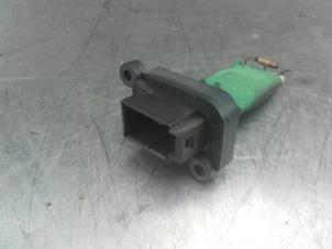 Used Heater resistor Ford Transit 2.0 TDdi 16V 260S Price on request offered by Akkie Stomphorst Autodemontage