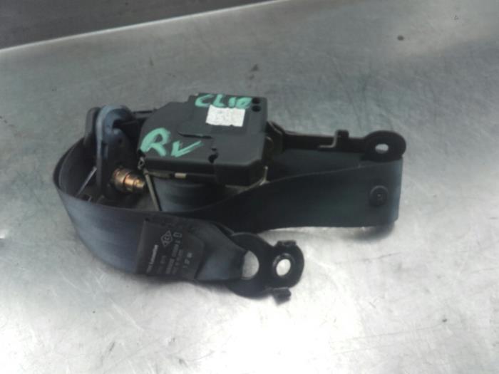 Front seatbelt, right from a Renault Clio II (BB/CB) 1.2 16V 2005