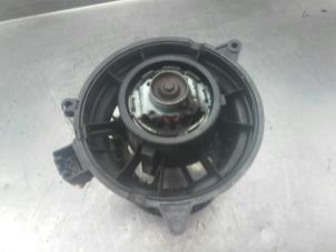 Usados Motor de ventilador de calefactor Ford Fusion 1.4 16V Precio de solicitud ofrecido por Akkie Stomphorst Autodemontage
