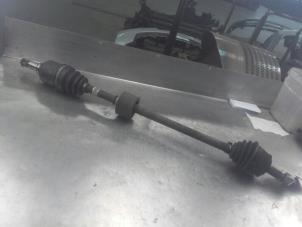 Used Front drive shaft, right Fiat Punto II (188) 1.2 60 S Price on request offered by Akkie Stomphorst Autodemontage