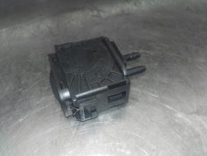 Used AIH headlight switch Mercedes CLK (W208) 2.0 200 16V Price on request offered by Akkie Stomphorst Autodemontage