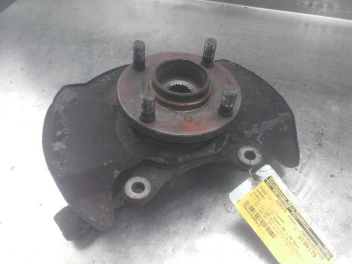 Knuckle, front left from a Suzuki Ignis (FH) 1.3 16V 2001