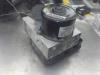 ABS pump from a BMW 3 serie (E46/4) 320d 16V 2001