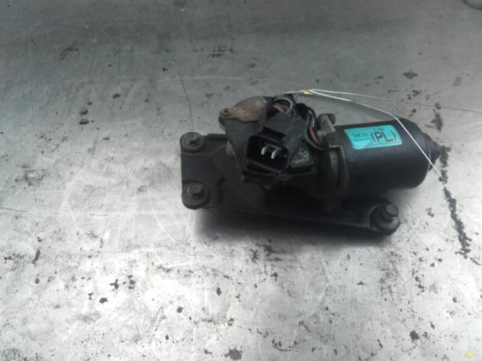 Front wiper motor from a Daewoo Kalos (SF48) 1.2 2005