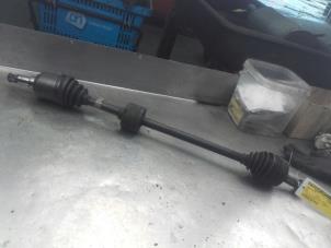 Used Front drive shaft, right Fiat Punto II (188) 1.2 60 S Price on request offered by Akkie Stomphorst Autodemontage