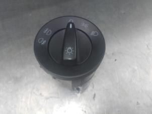 Gebrauchte Licht Schalter Skoda Fabia II Combi 1.4 TDI 80 Preis auf Anfrage angeboten von Akkie Stomphorst Autodemontage