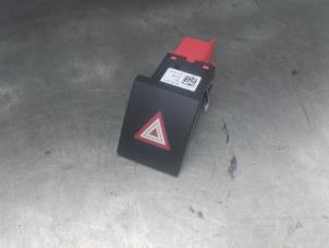Gebrauchte Panikbeleuchtung Schalter Skoda Fabia II Combi 1.4 TDI 80 Preis auf Anfrage angeboten von Akkie Stomphorst Autodemontage